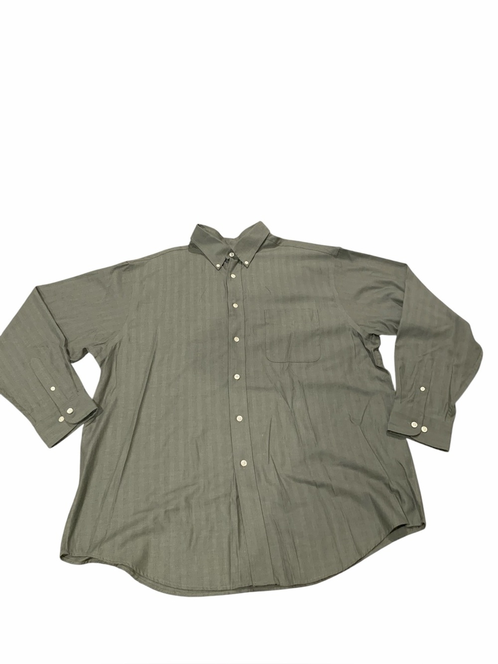 ROUNDTREE & YORKE button down